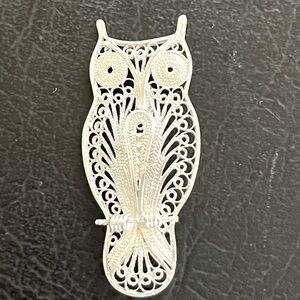 Sterling silver Owl brooch